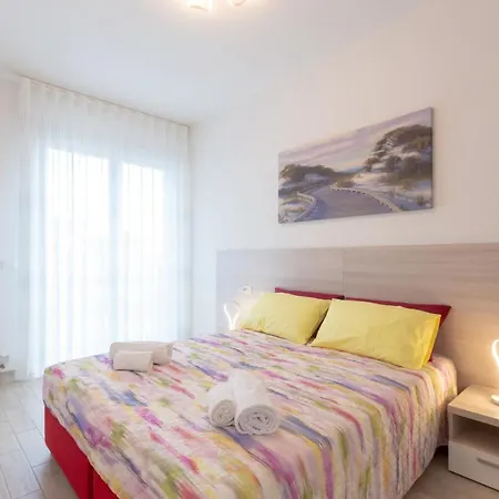 Enjoy, By Short Holidays ボローニャ