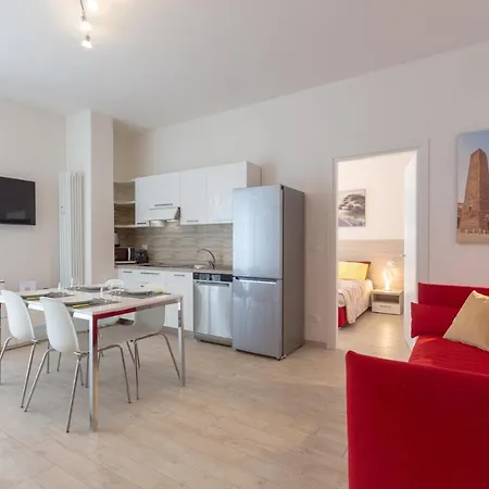 Enjoy, By Short Holidays Apartment Bologna
