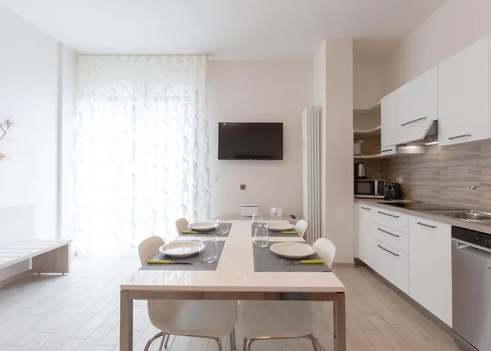 Enjoy, By Short Holidays דירה בולוניה