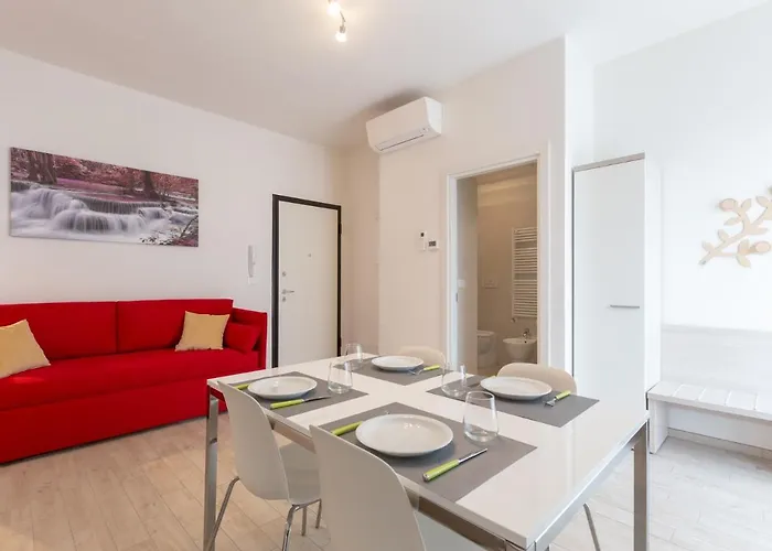 Enjoy, By Short Holidays בולוניה