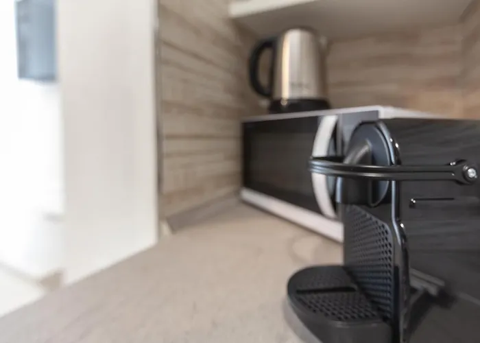 Enjoy, By Short Holidays בולוניה