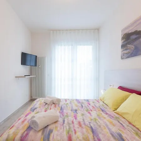 Enjoy, By Short Holidays Bolonha